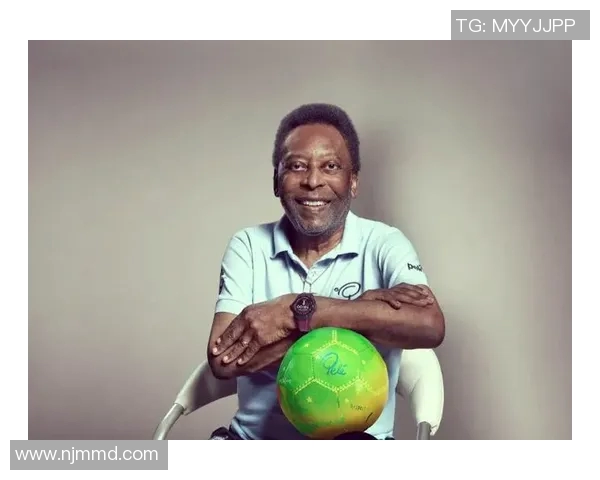 贝利在足球历史上创造了哪些传奇瞬间与明星球员的辉煌成就